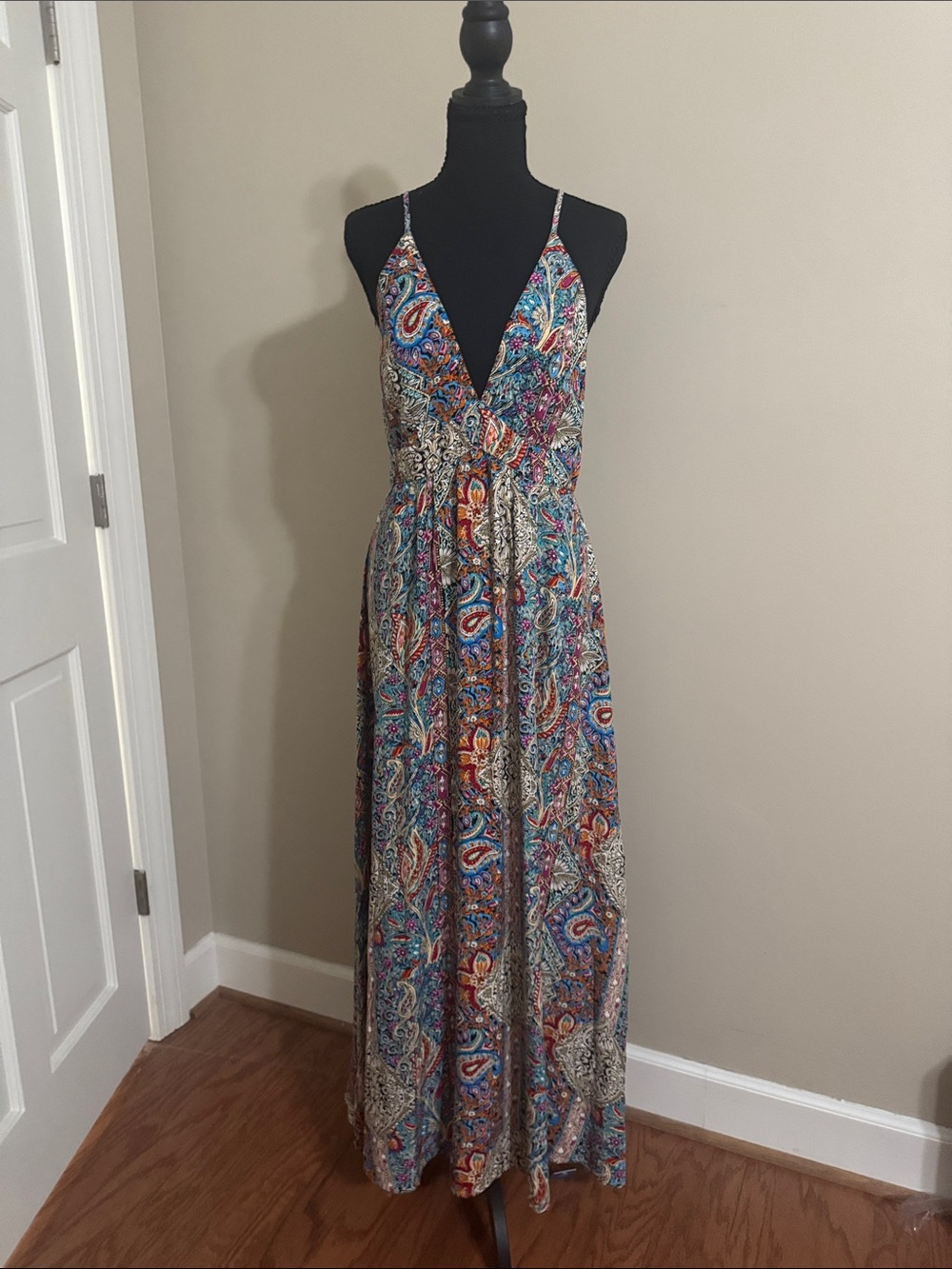 Cupshe Teal Red Multicolor Paisley V-Neck Maxi Dress
